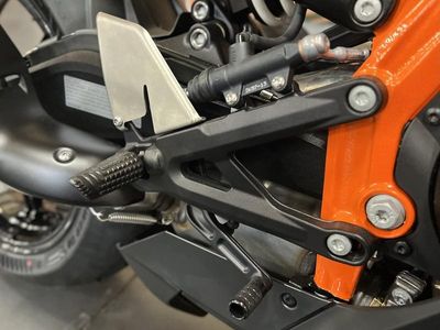 2026 KTM 990 RC R - Photo 17