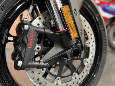 2026 KTM 990 RC R - Photo 14