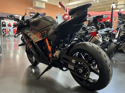 2026 KTM 990 RC R - Photo 21