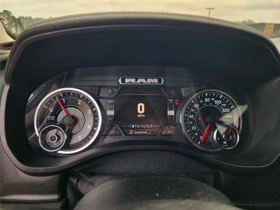 2026 Pre-Owned 2022 Ram 1500 - Photo 17