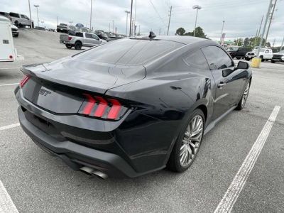 2024 Ford Mustang - Photo 3