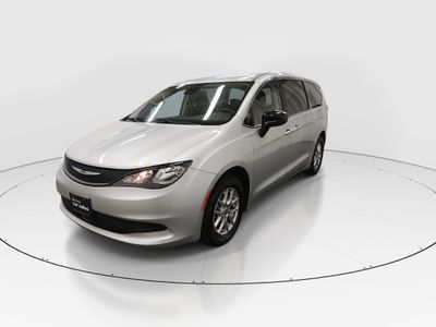 2024 Chrysler Voyager - Photo 3
