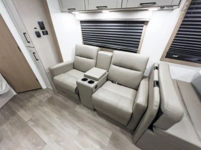 2027 Entegra ODYSSEY — photo 9 view