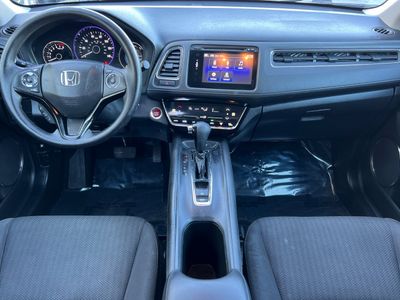 2017 Honda HR-V - Photo 3