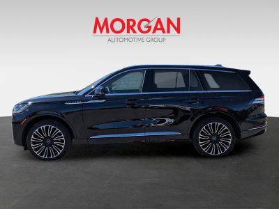 2025 Lincoln Aviator — detail view