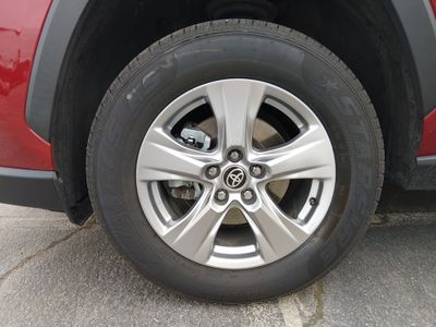 2023 Toyota RAV4 - Photo 10