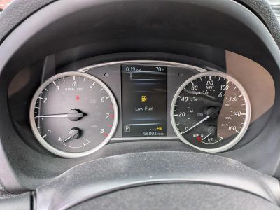 2018 Nissan Sentra — photo 25 view