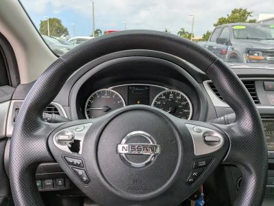 2018 Nissan Sentra — photo 24 view