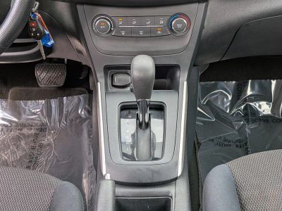2018 Nissan Sentra — photo 18 view