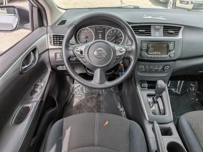 2018 Nissan Sentra — photo 15 view