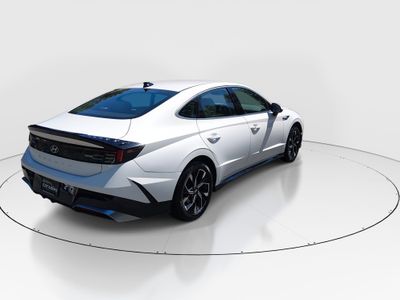 2025 Hyundai Sonata - Photo 7