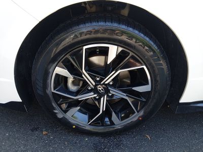 2025 Hyundai Sonata - Photo 10