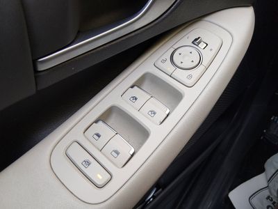 2025 Hyundai Sonata - Photo 22