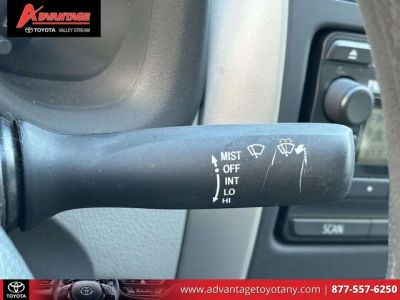 2013 Toyota Corolla - Photo 25