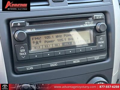 2013 Toyota Corolla - Photo 29
