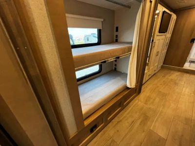 2026 Thor Motor Coach ARIA - Photo 25