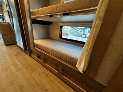 2026 Thor Motor Coach ARIA - Photo 24