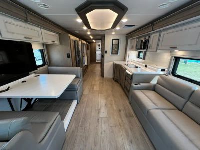 2026 Thor Motor Coach ARIA - Photo 4