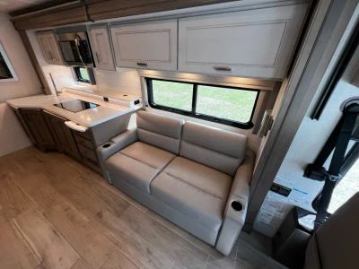2026 Thor Motor Coach ARIA - Photo 15