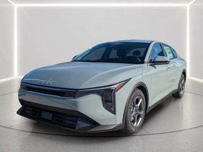 2026 Kia K4 — side profile view