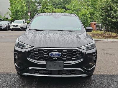2023 Ford Escape — side profile view