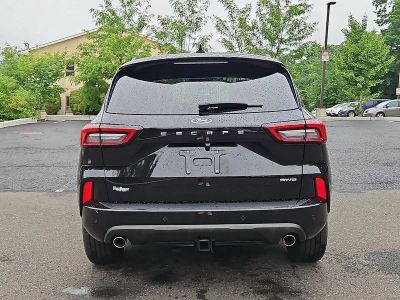 2023 Ford Escape — detail view