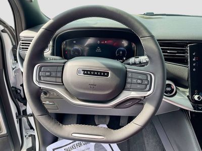 2025 Jeep Wagoneer L - Photo 11