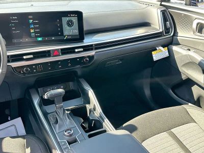 2026 Kia Sorento — photo 21 view