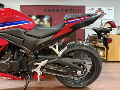 2025 Honda CBR500R - Photo 8