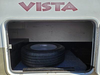 2013 Winnebago Vista - Photo 48