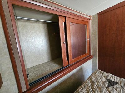 2013 Winnebago Vista - Photo 25