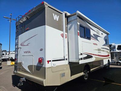 2013 Winnebago Vista - Photo 6