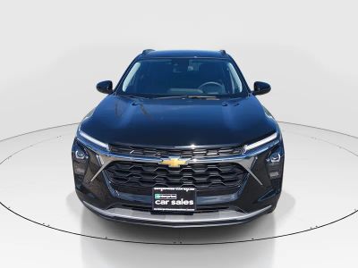 2025 Chevrolet Trax - Photo 2