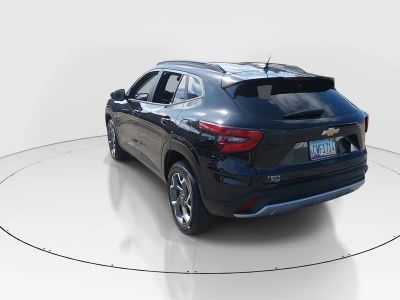 2025 Chevrolet Trax - Photo 5
