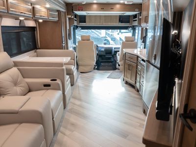 2026 Fleetwood BOUNDER - Photo 3