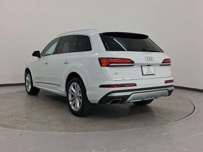 2026 2025 Q7 SUV - Photo 3