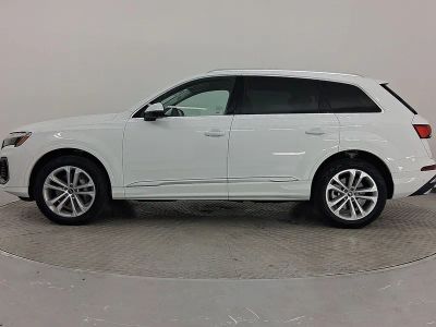 2026 2025 Q7 SUV - Photo 2