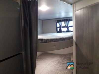 2026 Coachmen RV Catalina Summit Series 7 - Photo 11