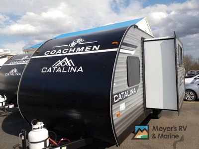 2026 Coachmen RV Catalina Summit Series 7 - Photo 4