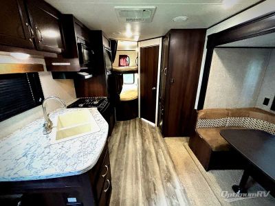 2018 Jayco Jay Flight SLX — interior view