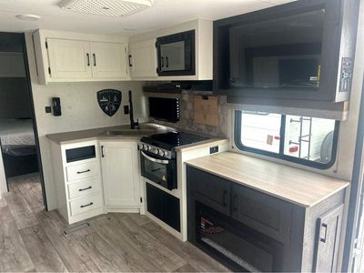 2026 VENTURE RV SIENNA - Photo 11