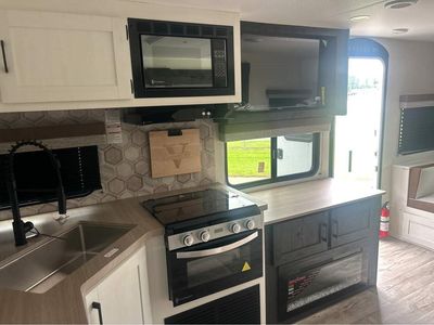 2026 VENTURE RV SIENNA - Photo 12