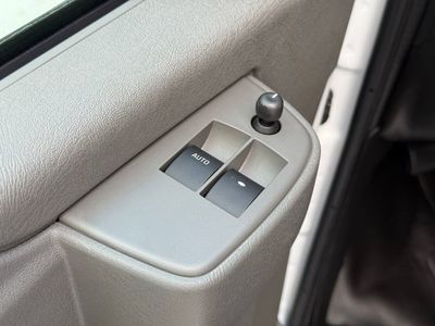 2025 Chevrolet Express Cargo WT - Photo 21