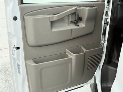 2025 Chevrolet Express Cargo WT - Photo 17