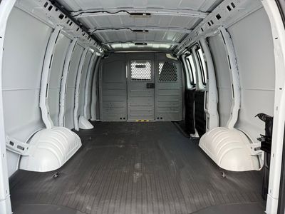 2025 Chevrolet Express Cargo WT - Photo 10