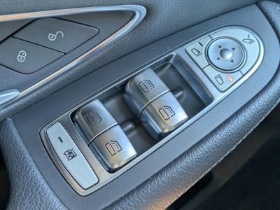 2019 Mercedes-Benz C-Class - Photo 20