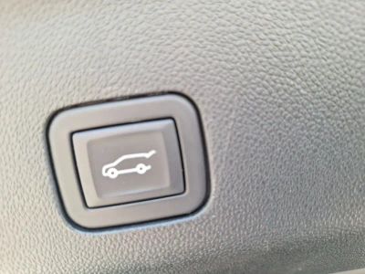 2024 Chevrolet Suburban - Photo 27