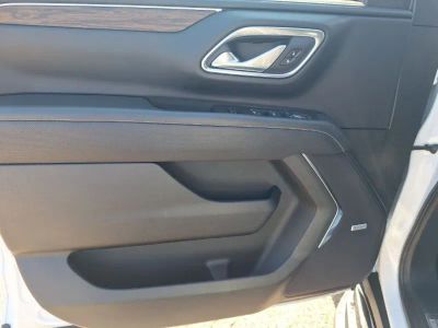 2024 Chevrolet Suburban - Photo 31