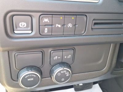 2024 Chevrolet Suburban - Photo 33
