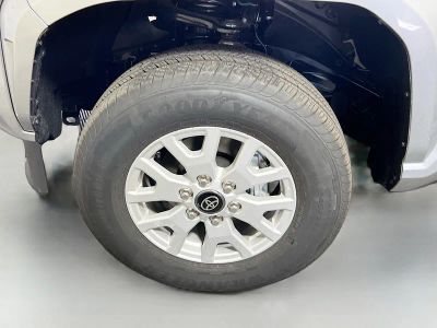 2026 Toyota Tacoma 4WD — photo 11 view